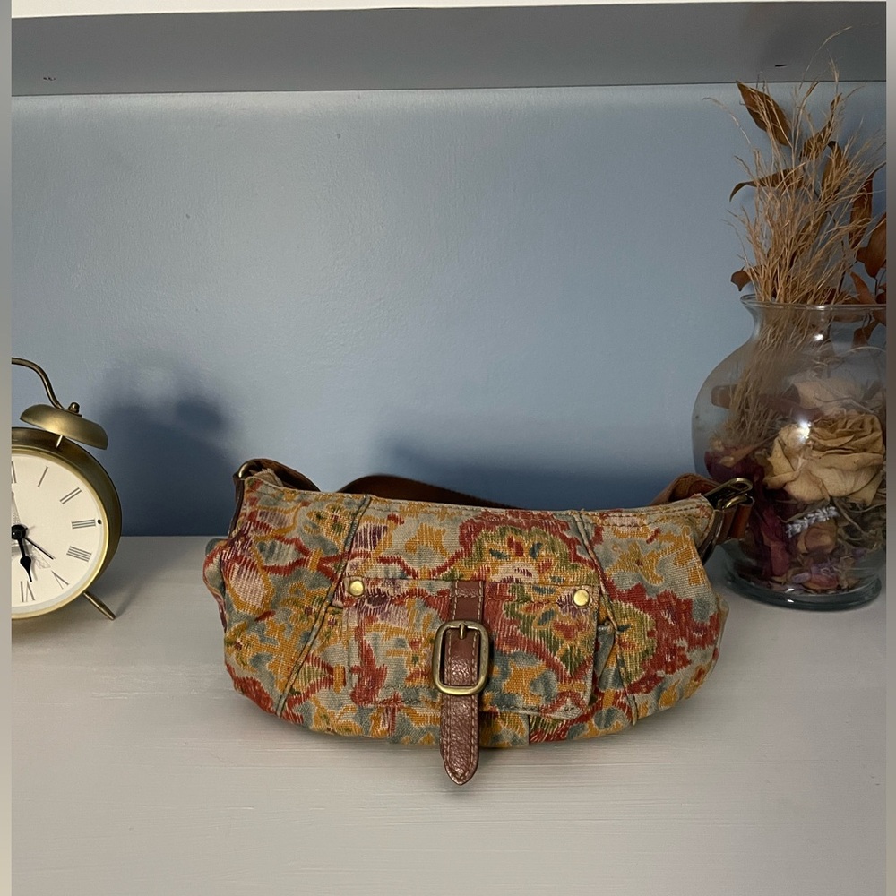 Fossil genuine classic crossbody purse